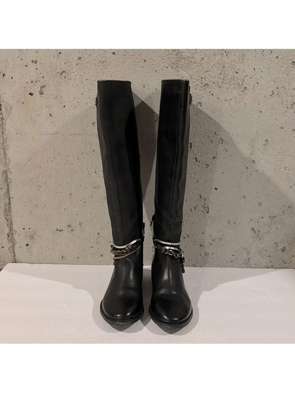 OTBT Trout Creek Black Leather Riding Boots w/Ankle Chains - Size 6